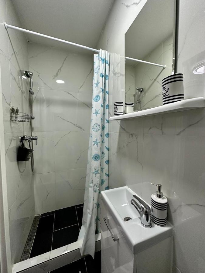 Apartments Relax ไพราน ภายนอก รูปภาพ